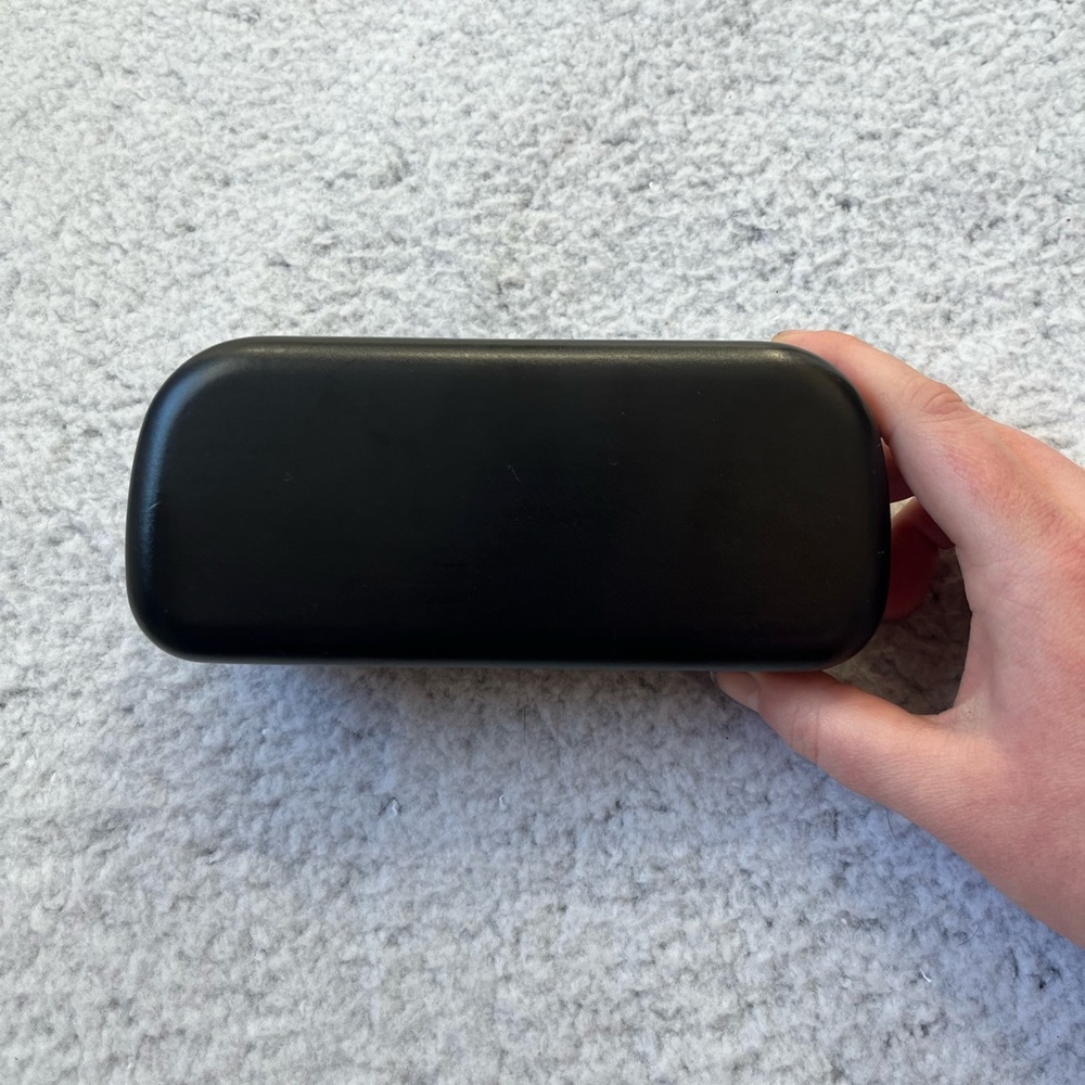 COACH Black Clam Shell Glasses or Sunglasses Case - Picture 4 of 11